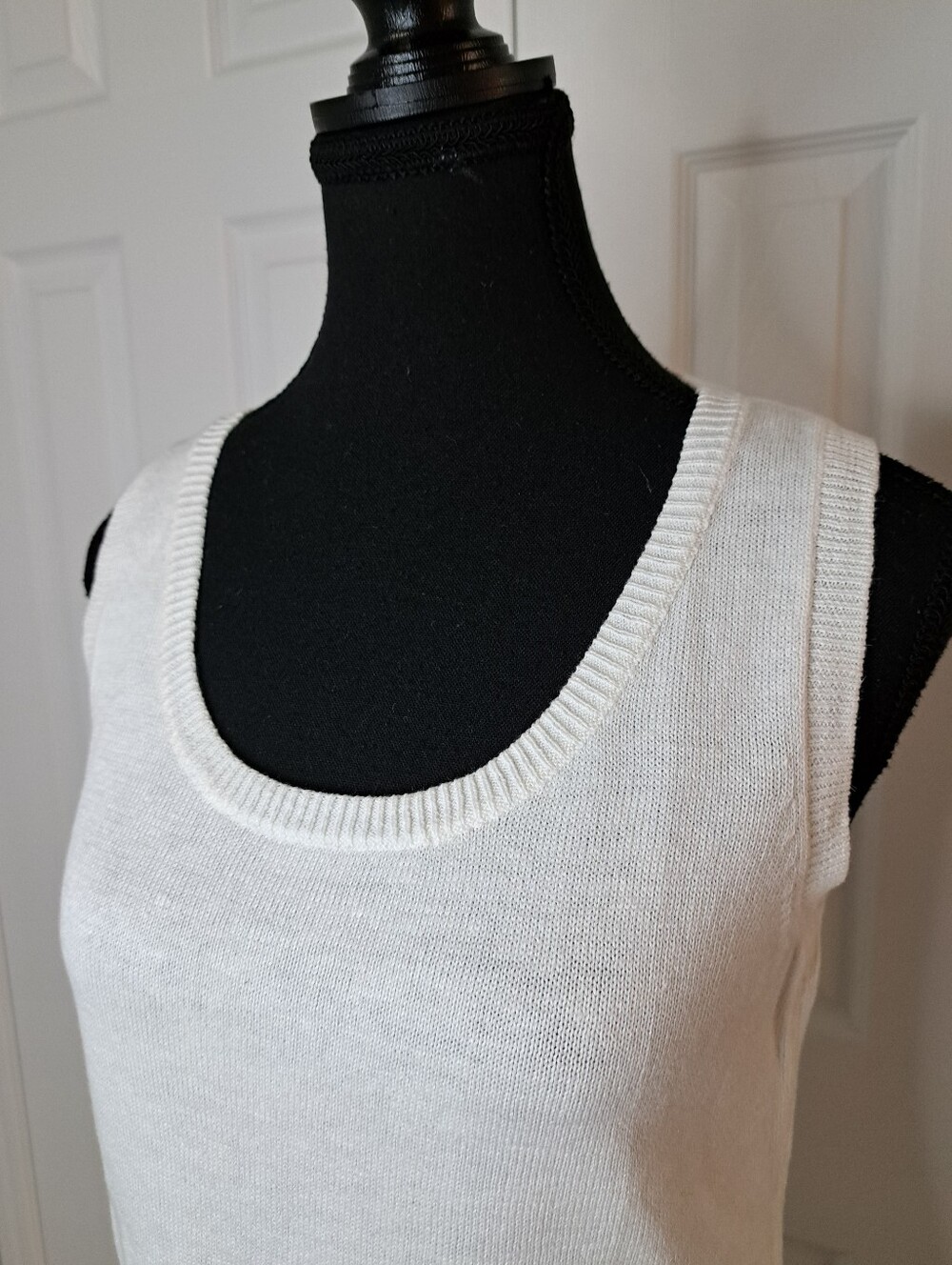 Talbots Petites Sleeveless Knit Sweater White Size Medium Linen Cotton Classic - Picture 2 of 13